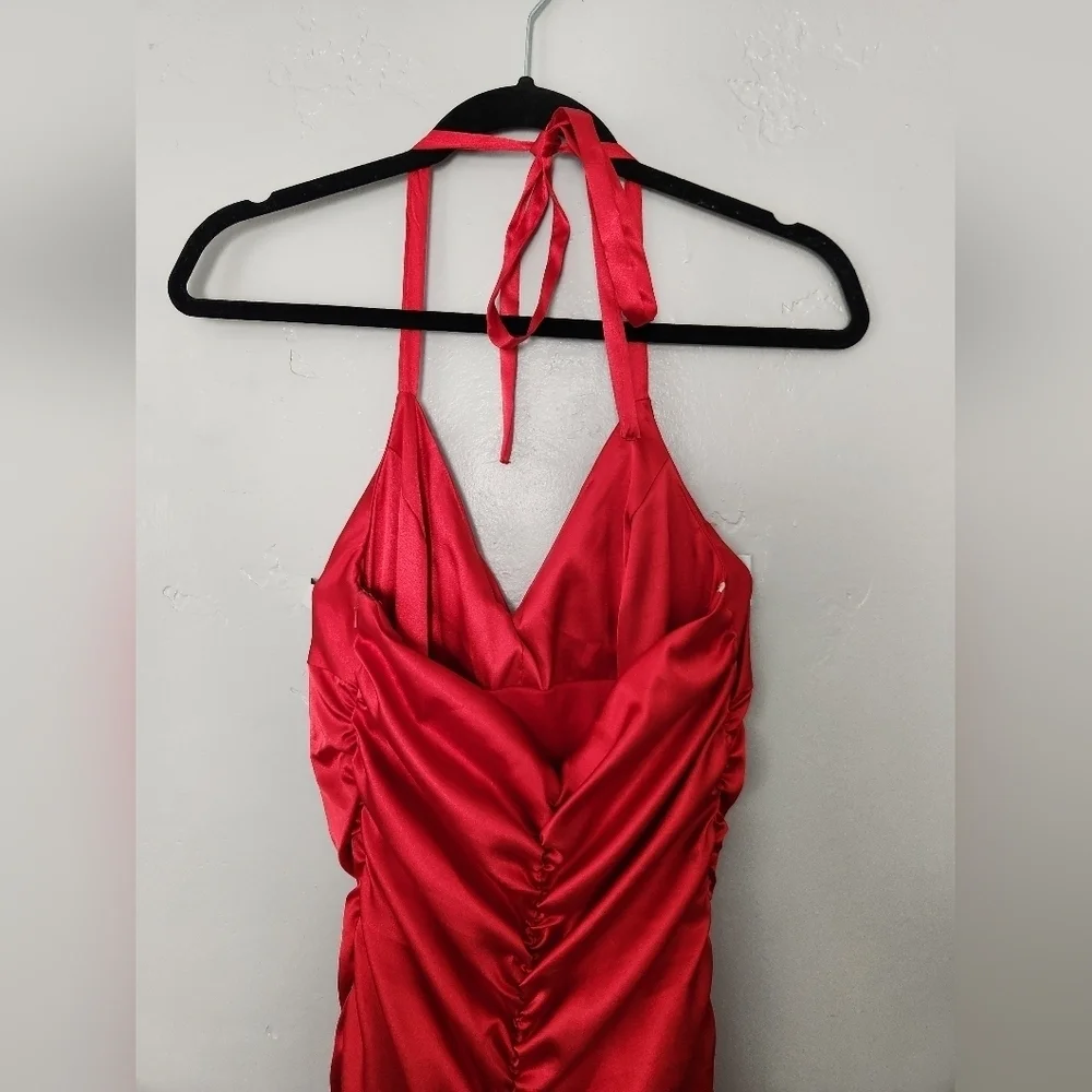 Jessica McClintok Full Length Halter Scrunch Red Satin Dress sz 6